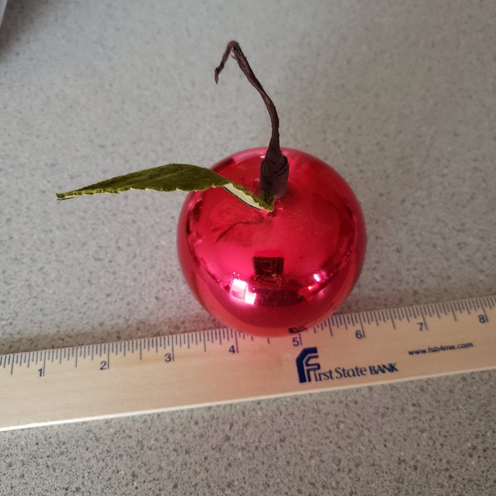 Vintage Large Apple Ornament Glass - Picture 6 of 10